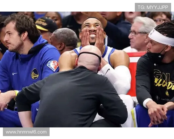 阿努诺比与唐斯缺席训练因伤调整状态两人目前处于每日观察阶段